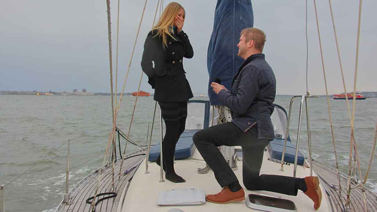 Proposal on the bow of a Sailboats