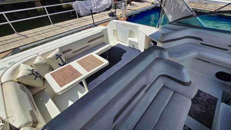 Speedboat LUNA SEA interior