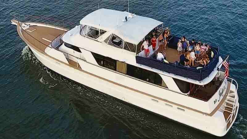 40 passenger motor yacht in Jersey City